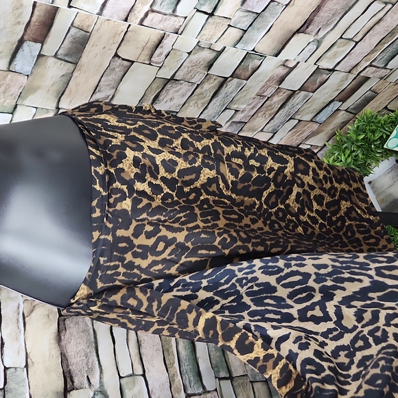 Anna & Frank Silk Skirt - Picture 6 of 8